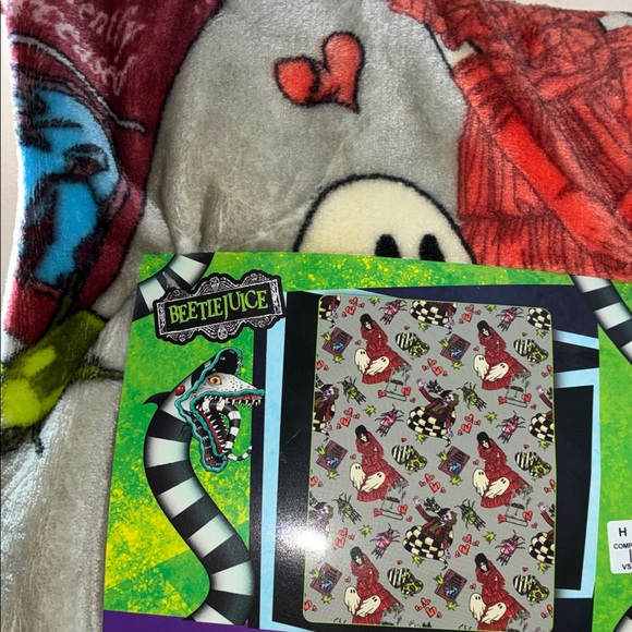 Beetlejuice Other - Beetlejuice Silk plush oversized blanket